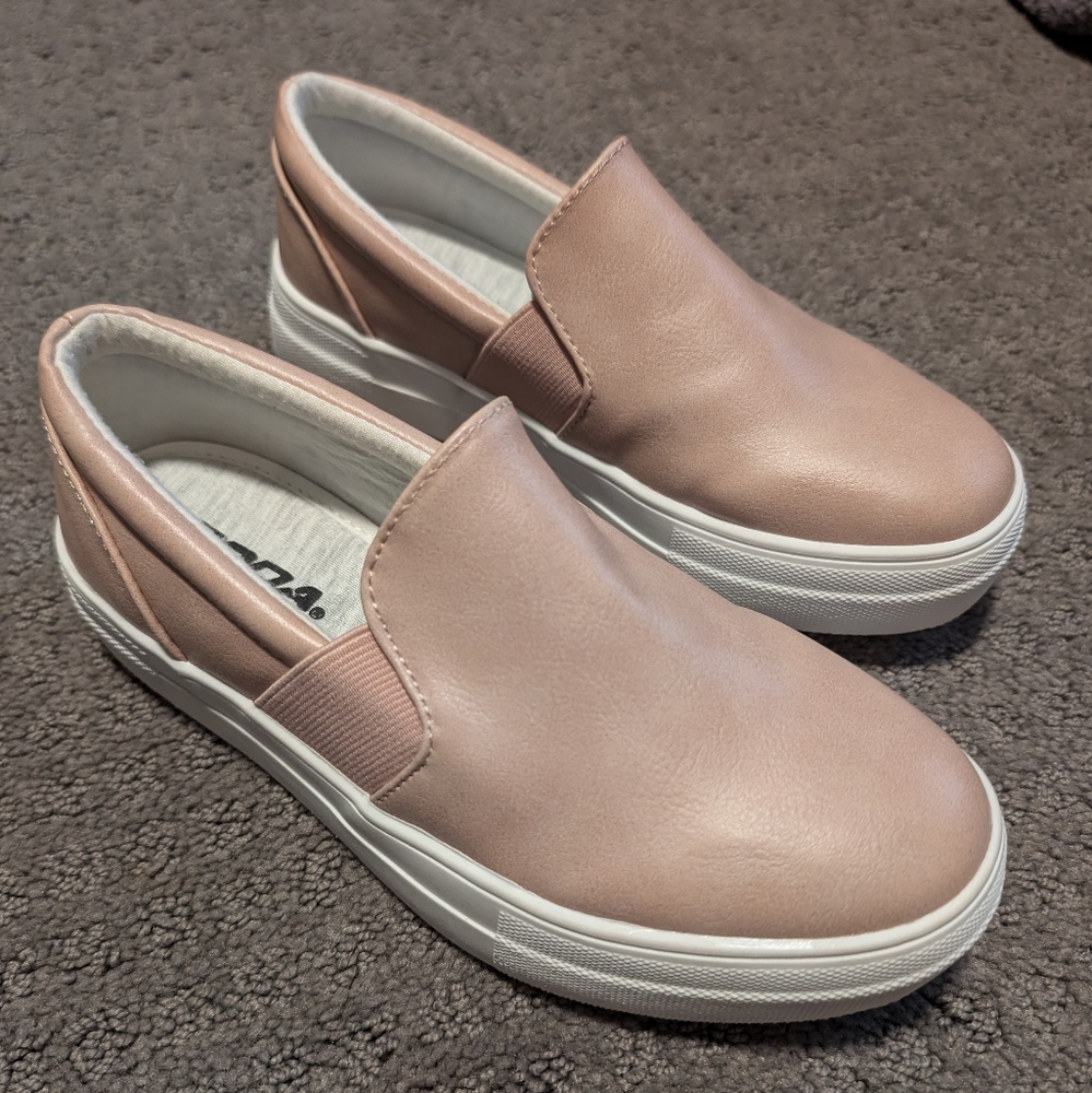 Pink Metallic Soda Shoes - BRAND NEW